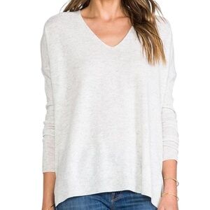 VINCE | 100% Cashmere Rack Stitch V-Neck Sweater | Pullover Knit | Cream Grey M